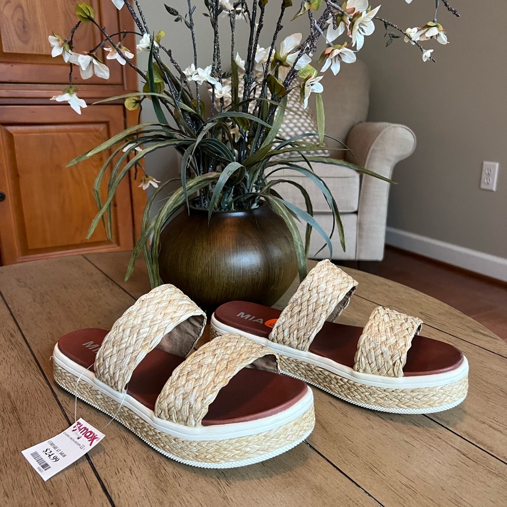 MIA Natural Woven Platform Sandals
